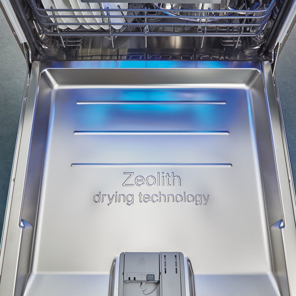 Zeolith Trocknen – Für glänzende Spülergebnisse bei Steffen Richter Elektroanlagen in Krostitz